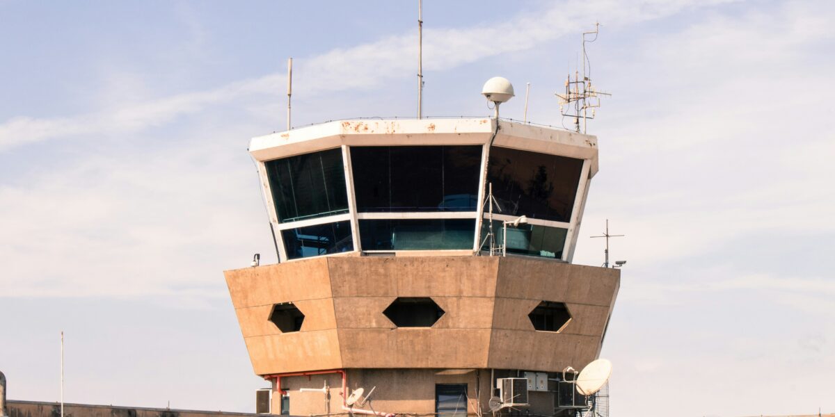 Discover Stunning Sacramento Airport Photos Today